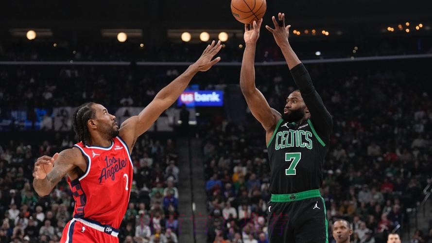 布朗50分怀特29分，凯尔特人146-115击败快船